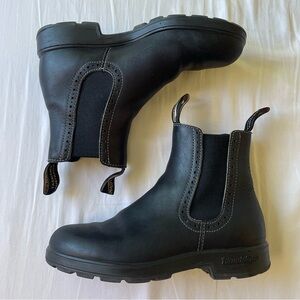 Women’s Blundstone Boots Used Like New